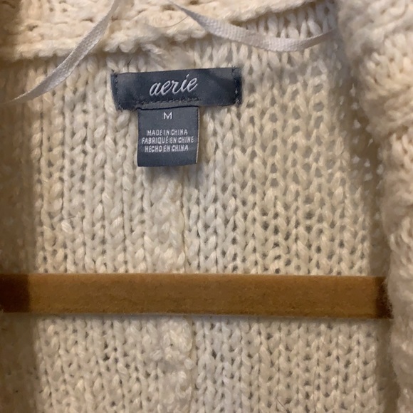 Aerie Cable knit Cardigan - Picture 3 of 3
